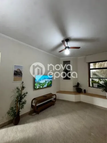 Urca | Apartamento 1 quarto, sendo 1 suite