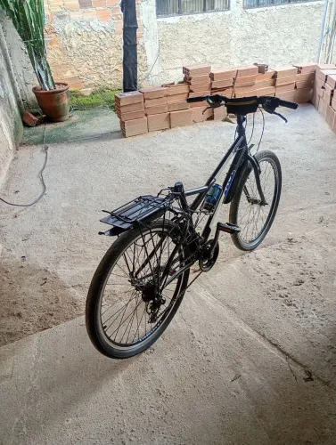Bicicleta aro 26 Caloi Montana, pintura impecável