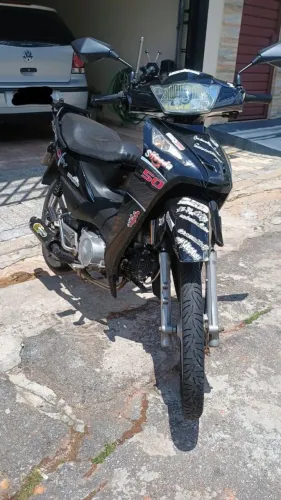 VENDE- SE MOTO TRAXX MOBY 50CC