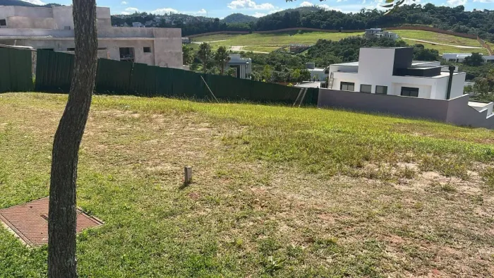 Terreno à Venda no Alphaville Jundiaí I | 480 m² | Alto Padrão | Condomínio Fechado | Opor