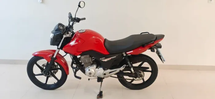 Vendo HONDA FAN 150 2015