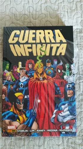 HQ Guerra Infinita - Capa Dura