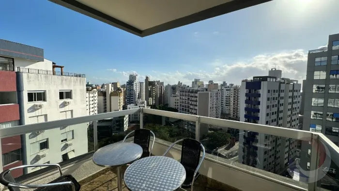 Apartamento de 5 dorms no bairro Centro