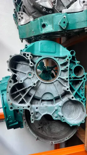 Capa seca do motor Volvo FH D13
