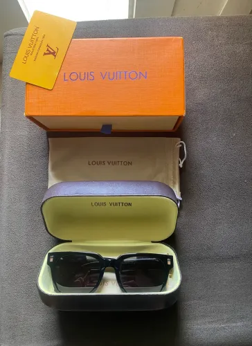 Óculos De Sol Louis Vuitton Escape