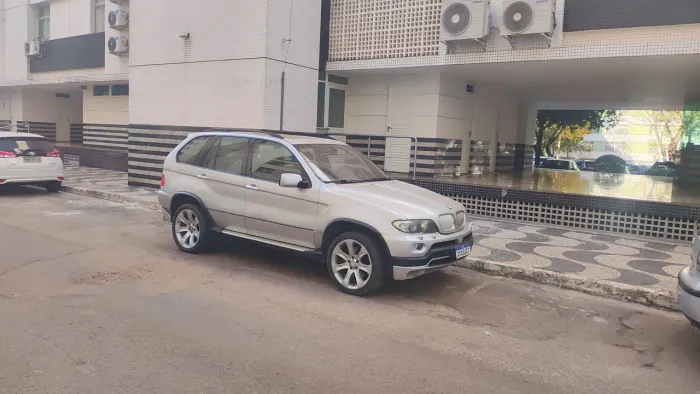 BMW X5 4.8 4X4 V8 32V 360cv 2006
