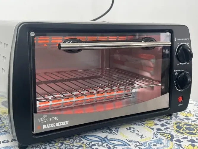Forno Elétrico Black & Decker 127v 9 Litros (usado)