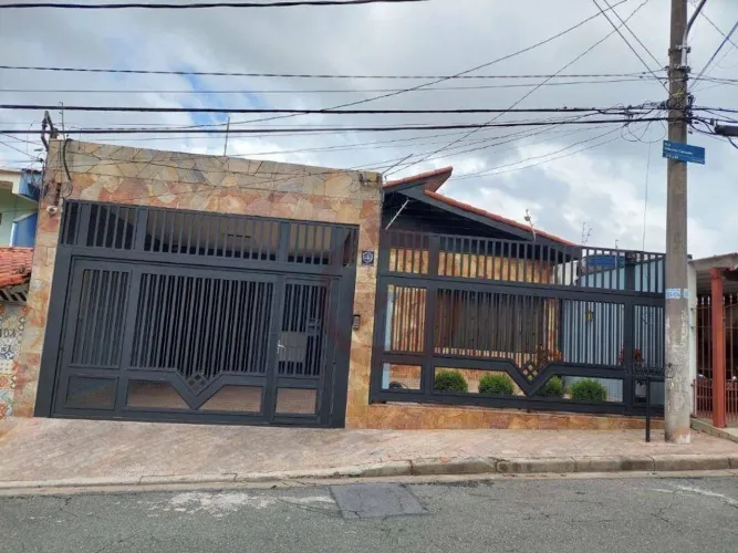 Casa com 4 Dormitórios, sendo 2 Suítes à venda, 145 m² por R$ 980.000 - Vila Adalgisa - Sã