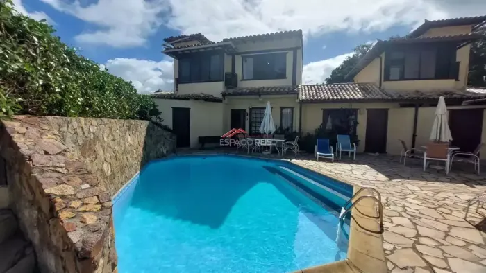 Casa em Condomínio à venda 6 quartos, sendo 2 suítes em Geribá Buzios