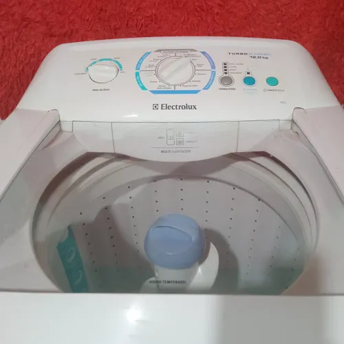 Maquina lavar eletrolux 12 kg funcionando
