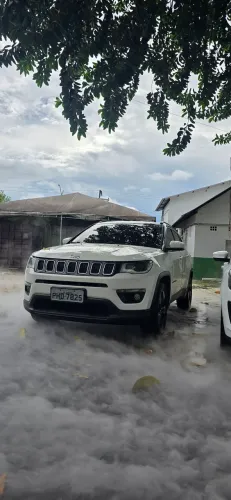 Alugo Jeep Compass 2.0 flex Longitude. Diária ou semanal