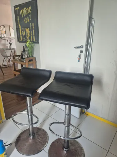 PAR DE BANQUETAS