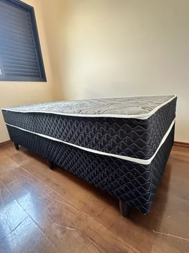 Cama box de solteiro 188x88 conjugado com molas ensacadas