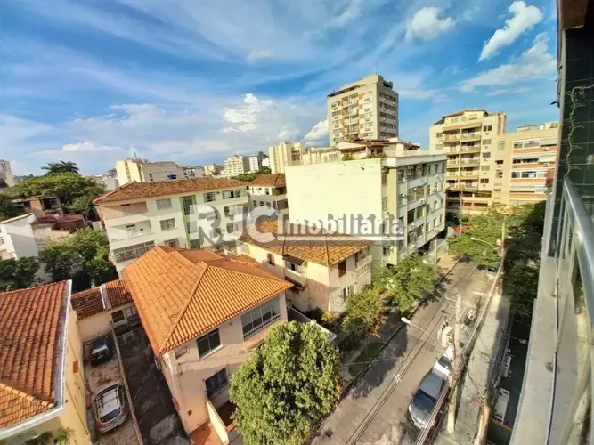 Apartamento para venda possui 112 metros quadrados com 2 quartos em Tijuca - Rio de Janeir