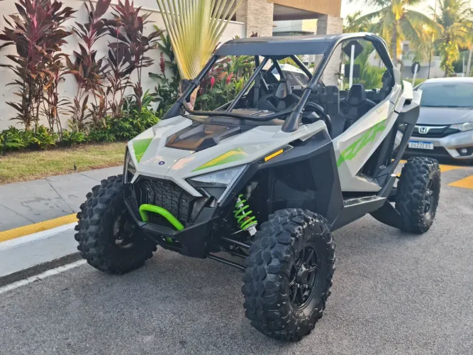 Vendo  UTV Polares RZR Pro XP Turbo 2021