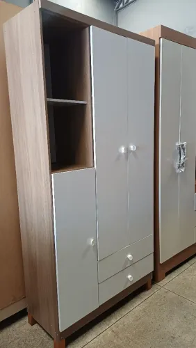 Guarda Roupa 4 portas