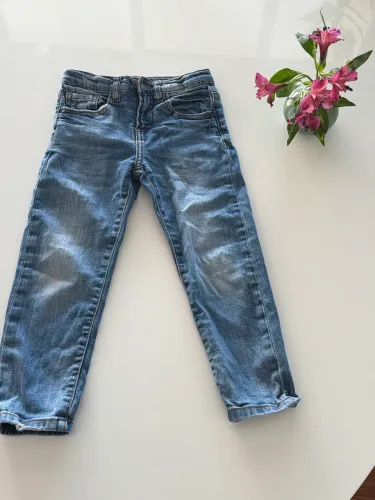 Calça jeans Zara 5 anos