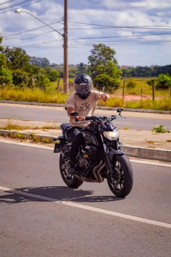 A rainha do Torque MT 07