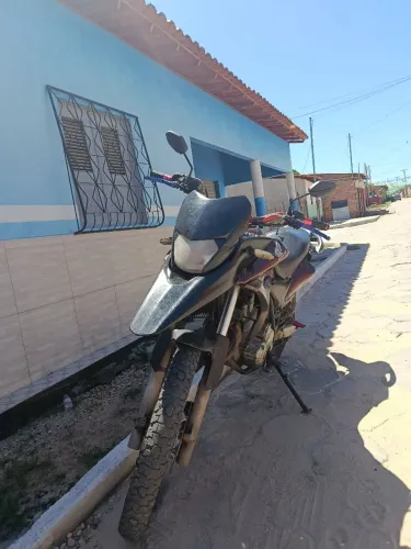 XRE 300 modificada
