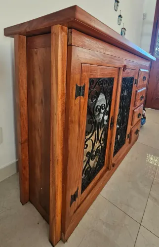 Bancada de madeira