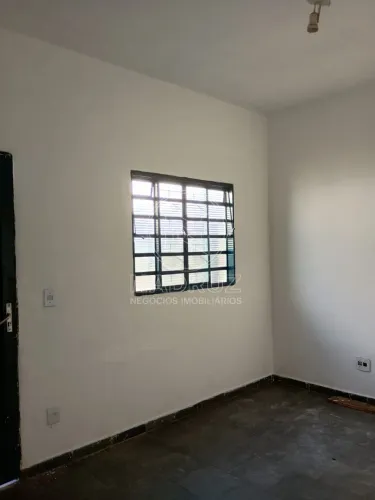 Casa para Locação na Vila Toninho em São José do Rio Preto-SP: 01 quarto, 01 sala, 01 banh