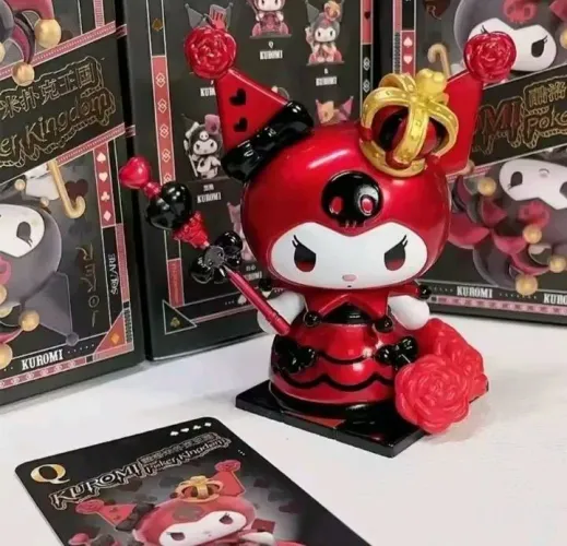 ?Mini Boneca Kuromi copas em PVC escolha seu modelo no chat