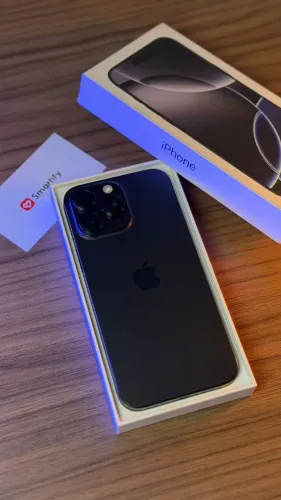 iPhone 16 Pro Max | Confira: Possui 256GB - Bateria 92% - Cor Preto | Loja física!