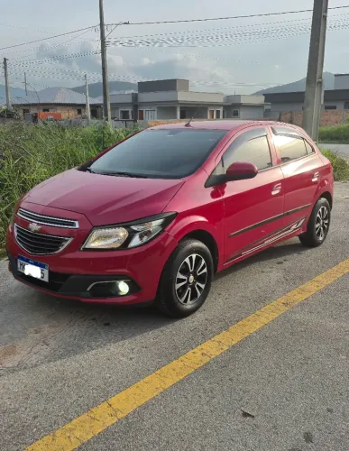 Chevrolet Onix Hatch LT 1.0 8V Flex Power Mec. 4P 2014