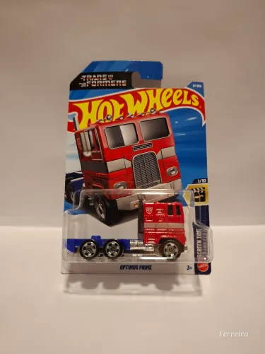Hot wheels Optimus Prime