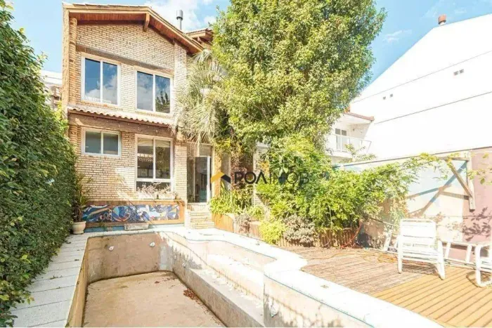 Sobrado com 4 dormitórios para alugar, 368 m² por R$ 15.708,00/mês - Chácara das Pedras - 