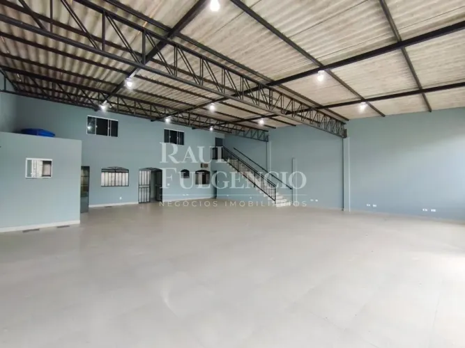 Barracão para alugar no Centro em Londrina