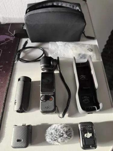 Câmera DJI Osmo Pocket 3 | Estado de Nova | Acessórios Inclusos