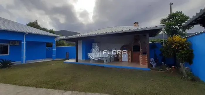 Casa porteira fechada em Jaconé com 3 dormitórios à venda, 200 m² por R$ 550.000 - Jaconé