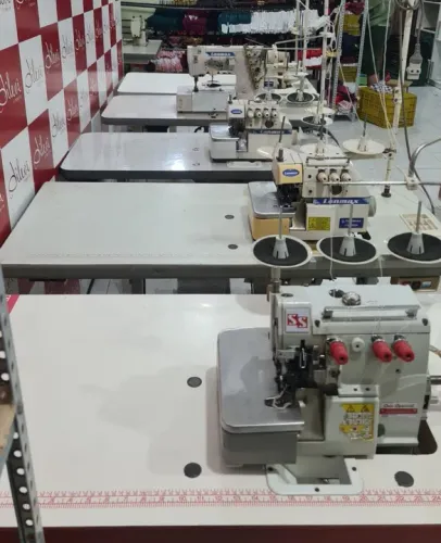 Máquina de costura industrial Aluguel Alugo.