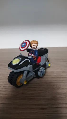 Moto Lego Capitão América