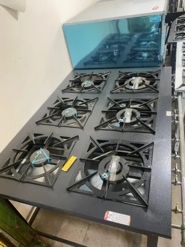 Fogão industrial para restaurantes e cozinhas industriais - boca 40x40 ou boca 30x30