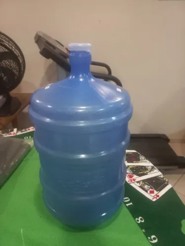 Garrafa d água 20 litros 10 reais