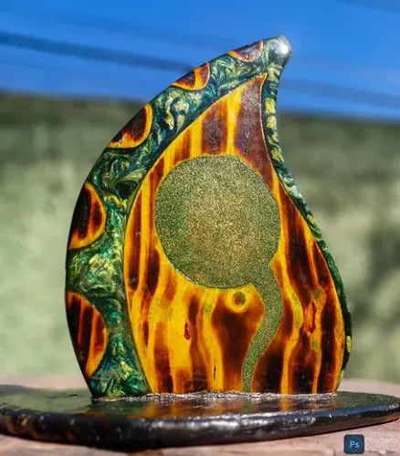 Escultura orgonite.