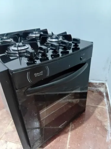 Fogão 4 bocas de embuti Venâncio novo 650 reais