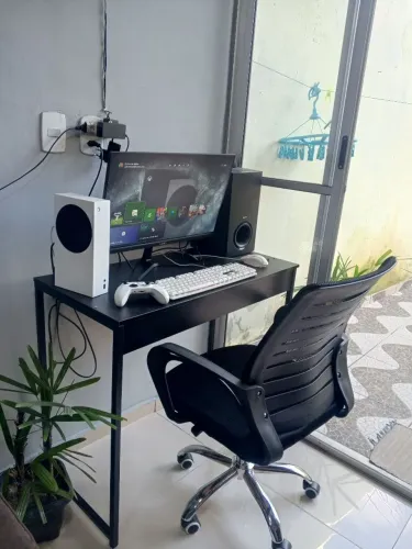 Setup gamer com console 