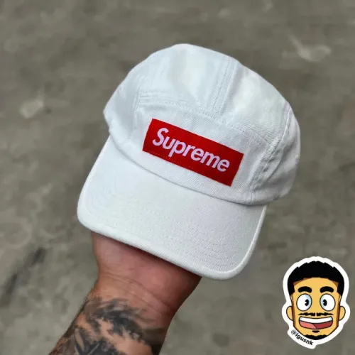 BONÉ SUPREME - BRANCO