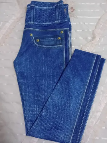 Calça Jeans Skinny Azul imitação  jeans. 