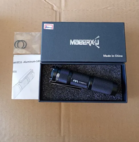 Lanterna Maeerxu EC11