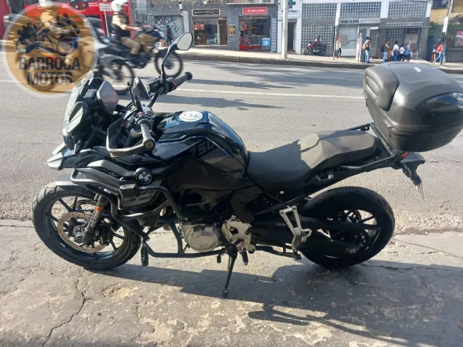 F 750 GS 850 TRIPLE BLACK PRETA 2022/2023