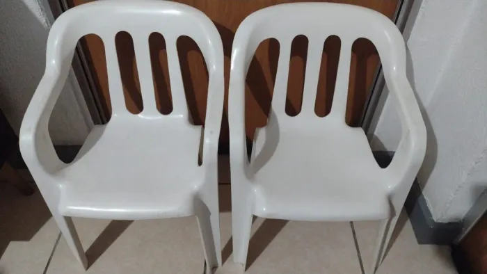 Cadeira de plástico para criança 