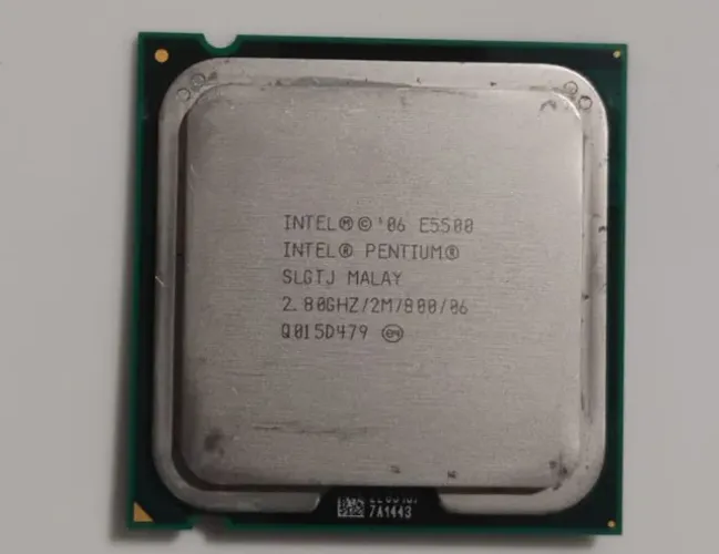 Processador Intel Pentium Dual-core E5500 Slgtj 775 