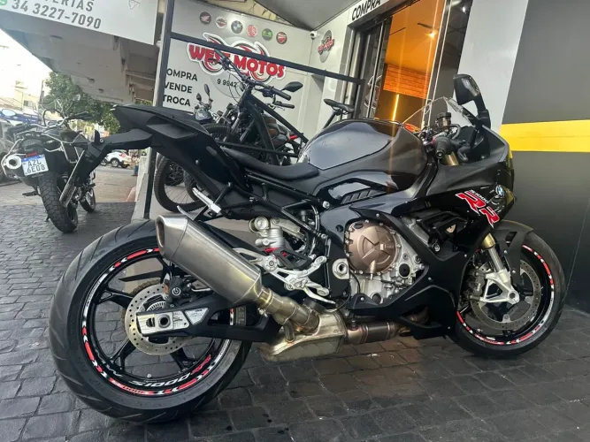S1000 RR 22/22 8.000kms extra 