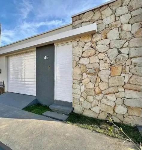 CASA EM REFORMA NA BARRA DOS COQUEIROS
