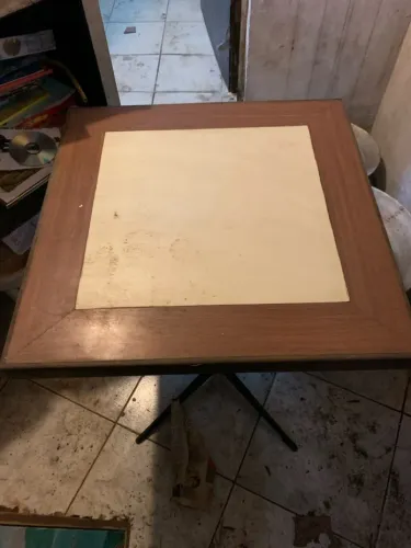 Mesa madeira base ferro