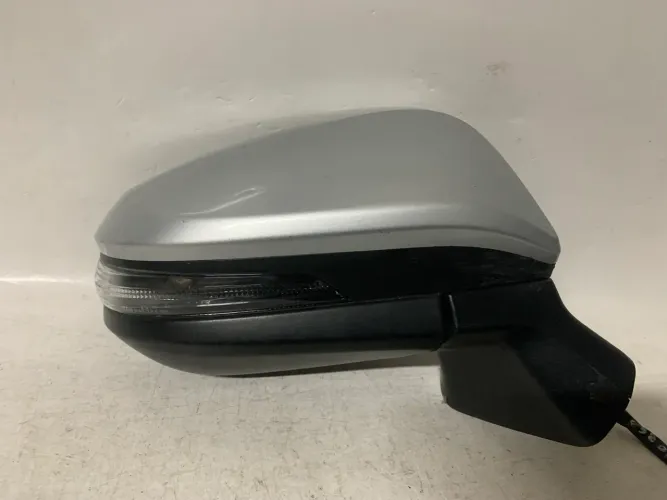 Retrovisor Corolla Cross ,com ponto cego